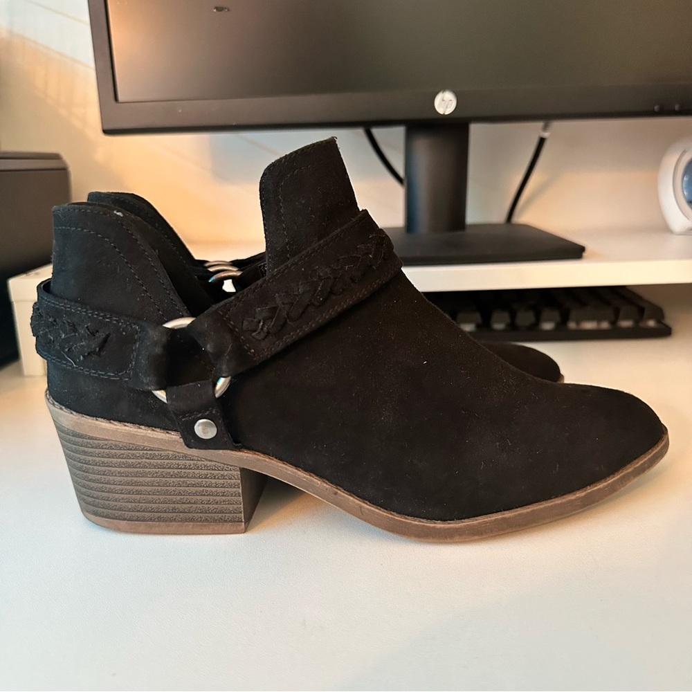 Fergalicious Integrity Black Braided Strap Ankle Boots | Size 8